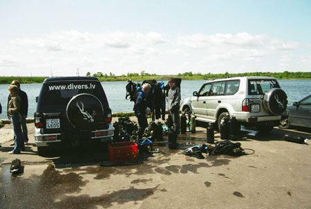 62450035